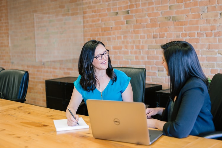 7 SIGNS YOU'RE ON TRACK TO SUCCEED ONLINE IN 2021